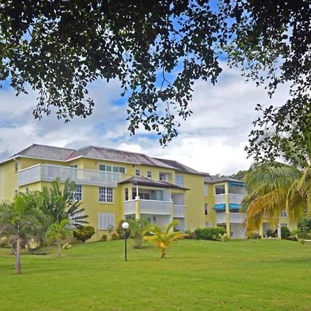 Sea 7 Apartment Ocho Rios Exterior photo